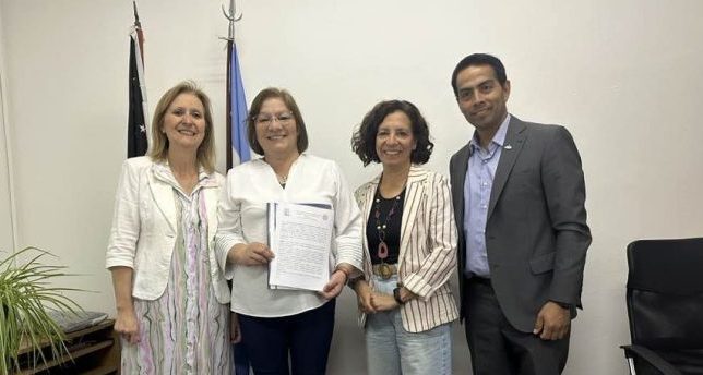 Dario Ibañez celebró la firma de los municipios para la implementación de Nodos Universitarios