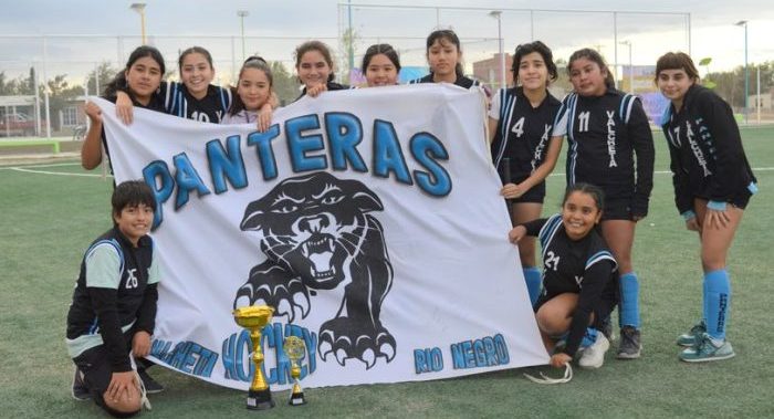 “Las Panteras” de Valcheta se adjudicaron el torneo Seven Sub-14 de Hochey