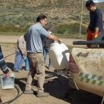 Comisiones de Fomento de Laguna Blanca y Mencué llevaron agua potable a Pilquiniyeu Limay WhatsApp Image 2026-10-25 at 20.39.32(1)